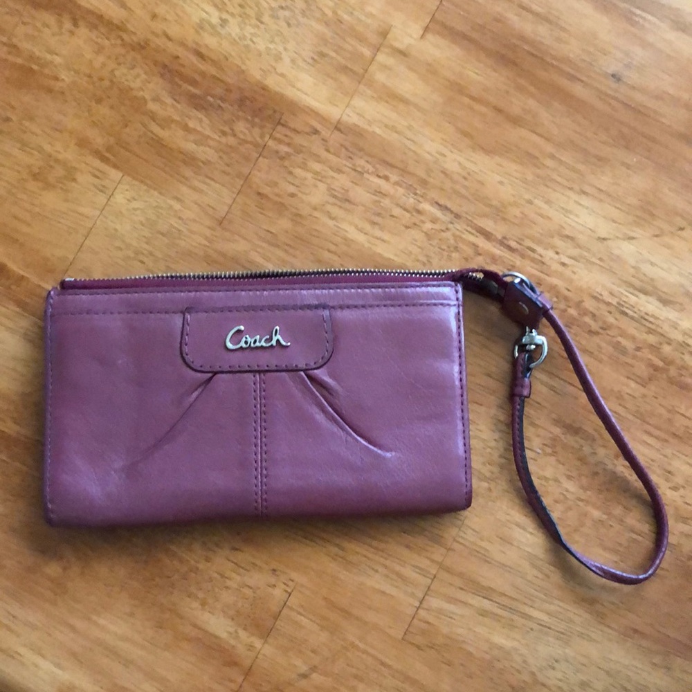COACH wristlet wallet